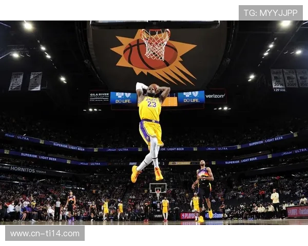 湖人詹姆斯17分8助攻,关键时刻经验助队险胜 湖人詹姆斯17分8助攻,关键时刻经验助队险胜