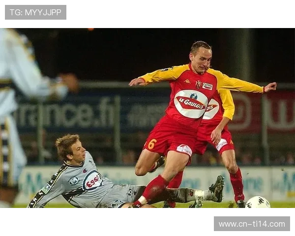 法甲教练资格新规：摩纳哥为无证主帅支付42.5万欧元罚款